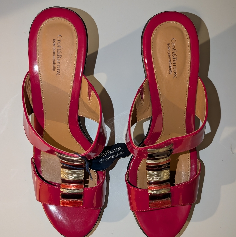 Croft & Barrow red heels